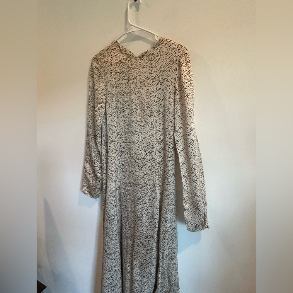Zara beige and black Mock Neck Sheath Dress - Picture 3 of 10